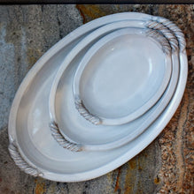 Load image into Gallery viewer, Classic Oval Baking Dish